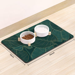 Rnivvi dog mat absorbent suede surface traps spills for easy cleanup.