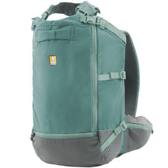 Ruffwear Hitch Hiker backpack-pup loading demonstrates easy setup for quick outdoor adventures.