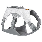 Ruffwear Swamp Cooler Harness front view shows cooling fabric for hot-day comfort.