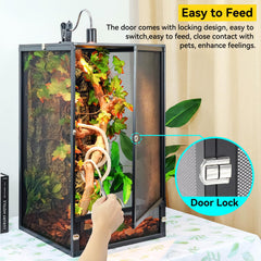 RunDuck panoramic terrarium side view showing sturdy magnetic locks for tool-free setup.