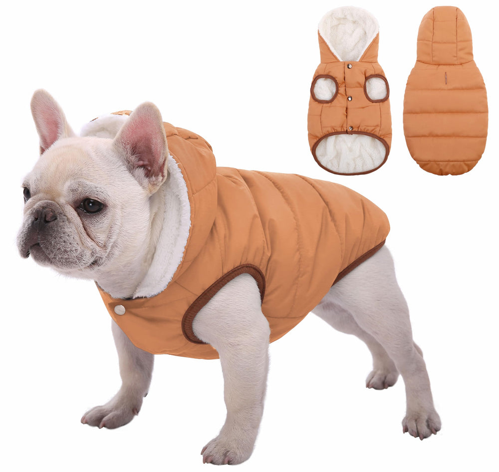 SAWMONG windproof dog coat closeup fabric highlighting water-repellent outer layer for wet days