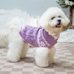 SCIROKKO suéter morado, cuello elástico, ajuste cómodo para perros activos.