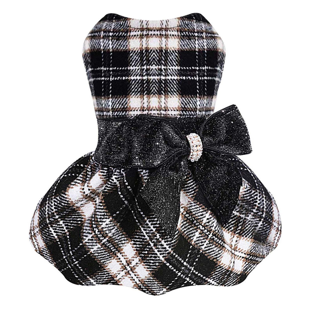 Sebaoyu dog dress plaid hooded sweater keeps small dogs warm and stylish.