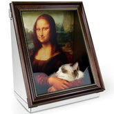 Seyõssbe Mona Lisa cat bed painting artwork backdrop provides a cozy lounge for cats.