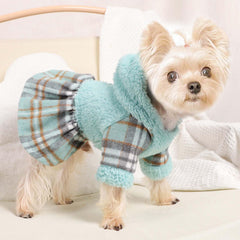 Shifenmei dog hoodie pocket fleece detail for convenient storage on outings