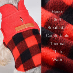 Shifenmei dog sweater camouflage side demonstrates lightweight warmth on chilly walks.