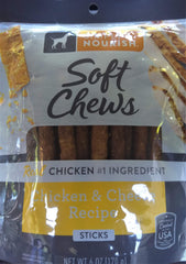 Simply Nourish soft chews chicken cheese dog enjoying treat time