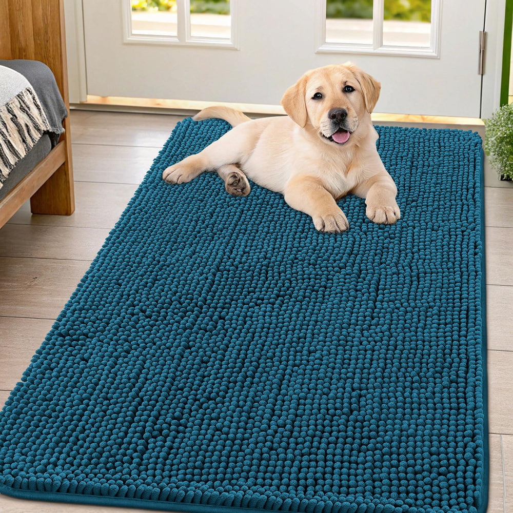 Smiry dog door mat with absorbent chenille soaks up moisture from muddy paws.