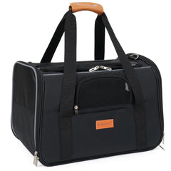 Smouatou cat travel carrier features secure zippers for easy access