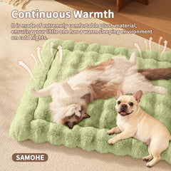 SOMAHE cat bed crate-liner provides a soft, protective layer inside a carrier.