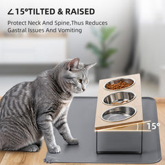 Summark stainless steel bowls resist rust and clean easily.