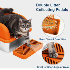 Suzzipaws XL stainless interior surface for easy cleaning and odor resistance.