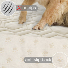 Tcksstex non-slip particles under blanket help prevent sliding.