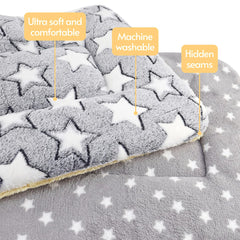 Tierecare cat blanket reveals hidden seam design protecting claws.