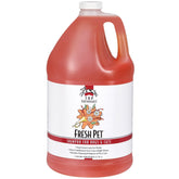 Top Performance Fresh Pet Shampoo bottle pour, delivering a gentle bath and fresh scent.
