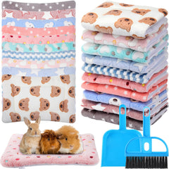 Tudomro guinea pig bed mat with heart bear pattern offers cozy sleeping space for small pets