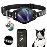 Typecase cat collar airtag-holder with cartoon design supports easy tracking.