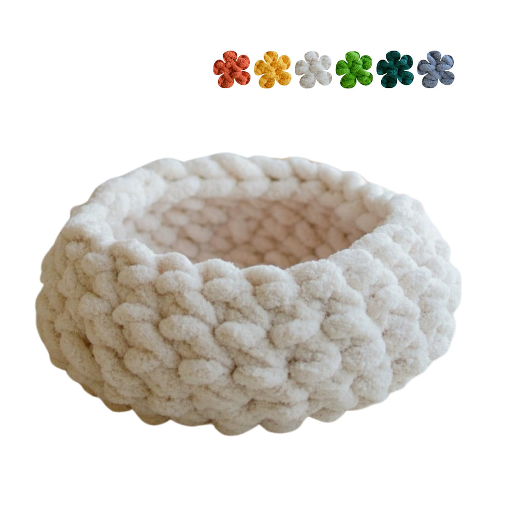 Urnat cat nest bed cloud white large closeup soft texture for cozy sleep.