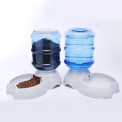 VSEER automatic feeder with bowl in use demonstrates gravity-fed reliability.