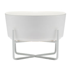 Waggo ceramic bowl close-up showing smooth stoneware ideal for daily cleaning.
