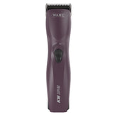 Wahl Pro Animal KM Supera battery-indicator clipper for uninterrupted grooming sessions.