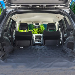 WE LOVE ANIMALS waterproof PU layer keeps cargo area dry during rain