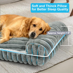 Wn's Day Comfort Dog Bed pillow-support close-up emphasizes head cradle comfort.