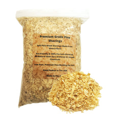 Wood Smith USA Premium Pine Bedding 16 Qt bag closeup shows kiln-dried texture for cleanliness