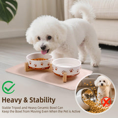 XRBEOU non-slip mat catches spills to protect floors during meals.