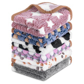 YedsIntu dog blanket close-up shows ultra-soft flannel for cozy warmth