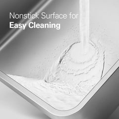 Zarler XL litter box with 14-inch high walls provides private space and containment.
