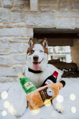 ZippyPaws Happy Hour Crusherz squeaky cap enables repeat-play with a grab-and-go design
