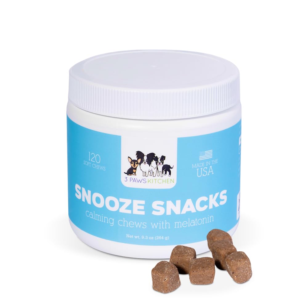 3 Paws Kitchen Snooze Snacks soft texture close-up for simple feeding