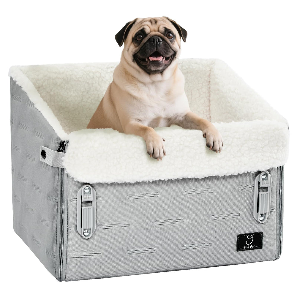 A 4 Pet adjustable seatbelt loop enables secure, tool-free installation.
