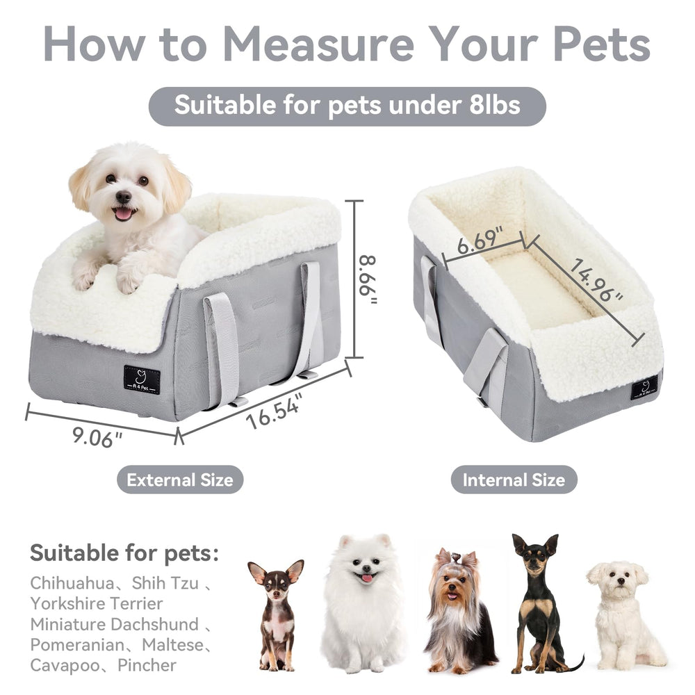 A 4 Pet center-console seat wraparound boosters offer secure proximity.