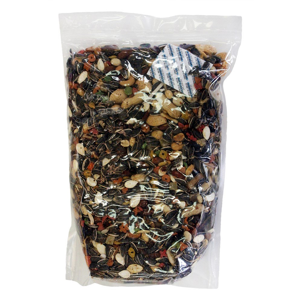 ABBA 4500 Macaw Blend ingredients close-up for varied parrot nutrition.