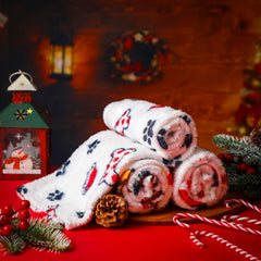 Abbylike paw-print pattern blanket highlights festive design for stylish pet beds