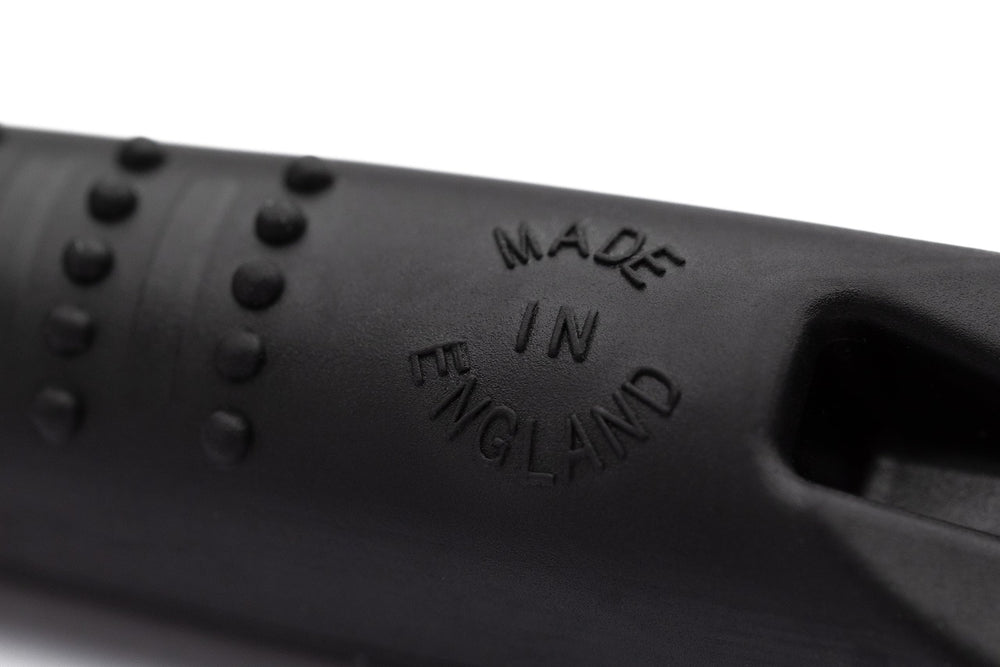 ACME Alpha 211.5 long-range image illustrating recall to 450–500 yards.