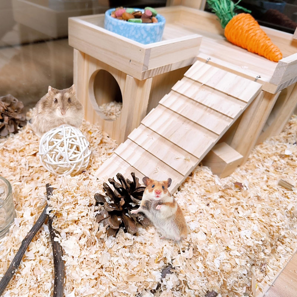 Acsist hamster house wooden roof detail highlighting sturdy construction.