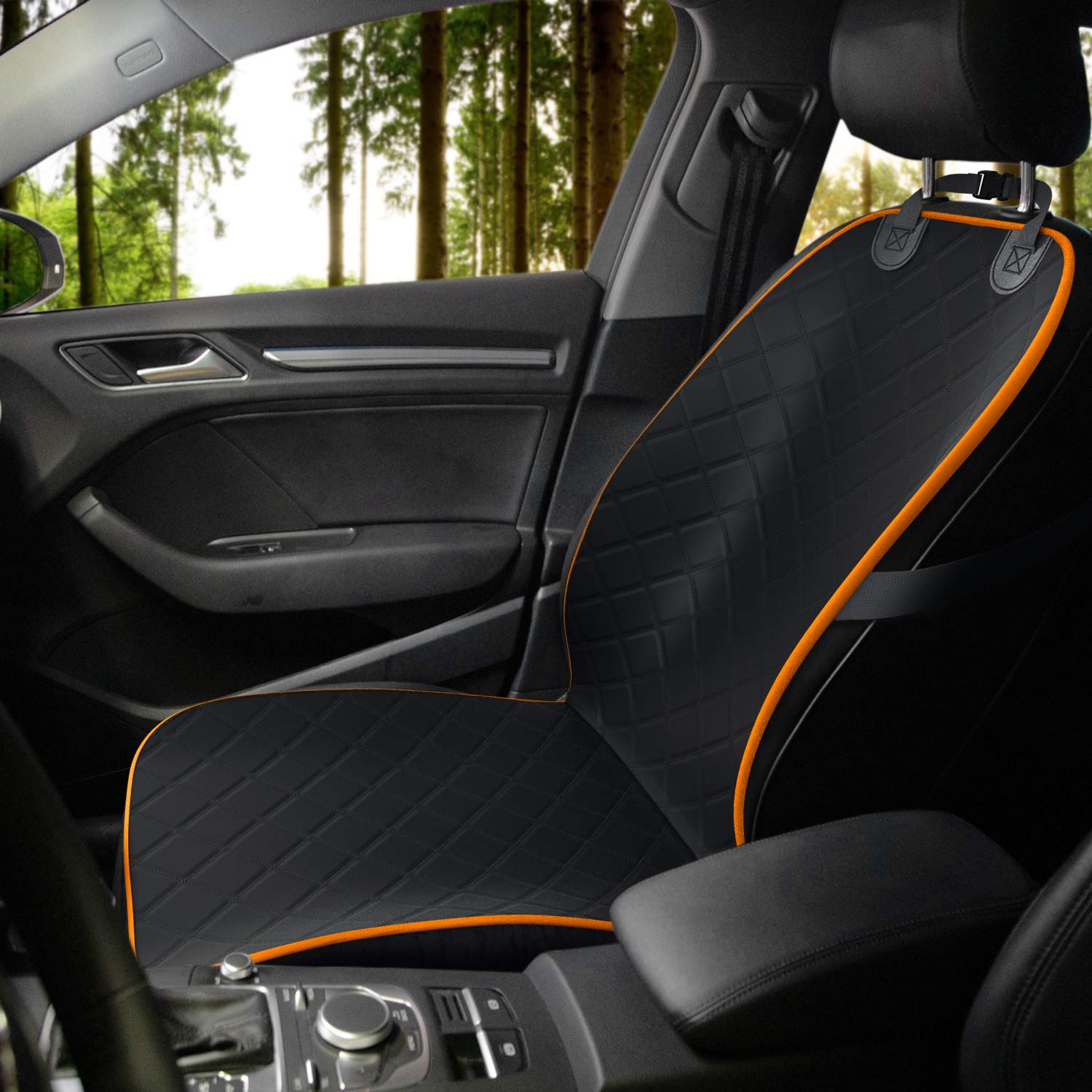 Active Pets side-flaps fit: extra protection during in-car adventures and trips.