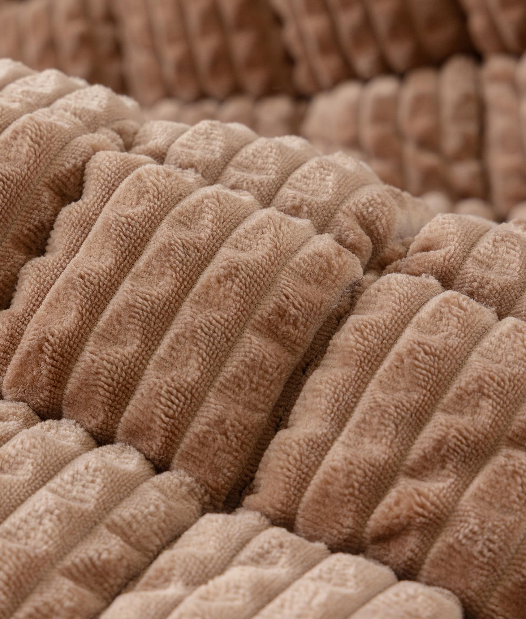 AEEISHOMEREFORM couch cover highlighted as machine washable for easy care