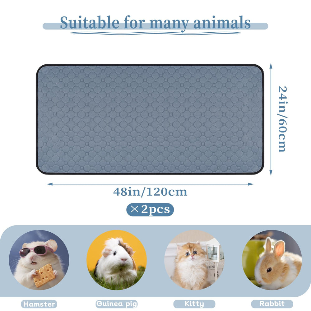 Aifong guinea pig pee pad, absorbent layer close-up highlighting moisture locking performance.