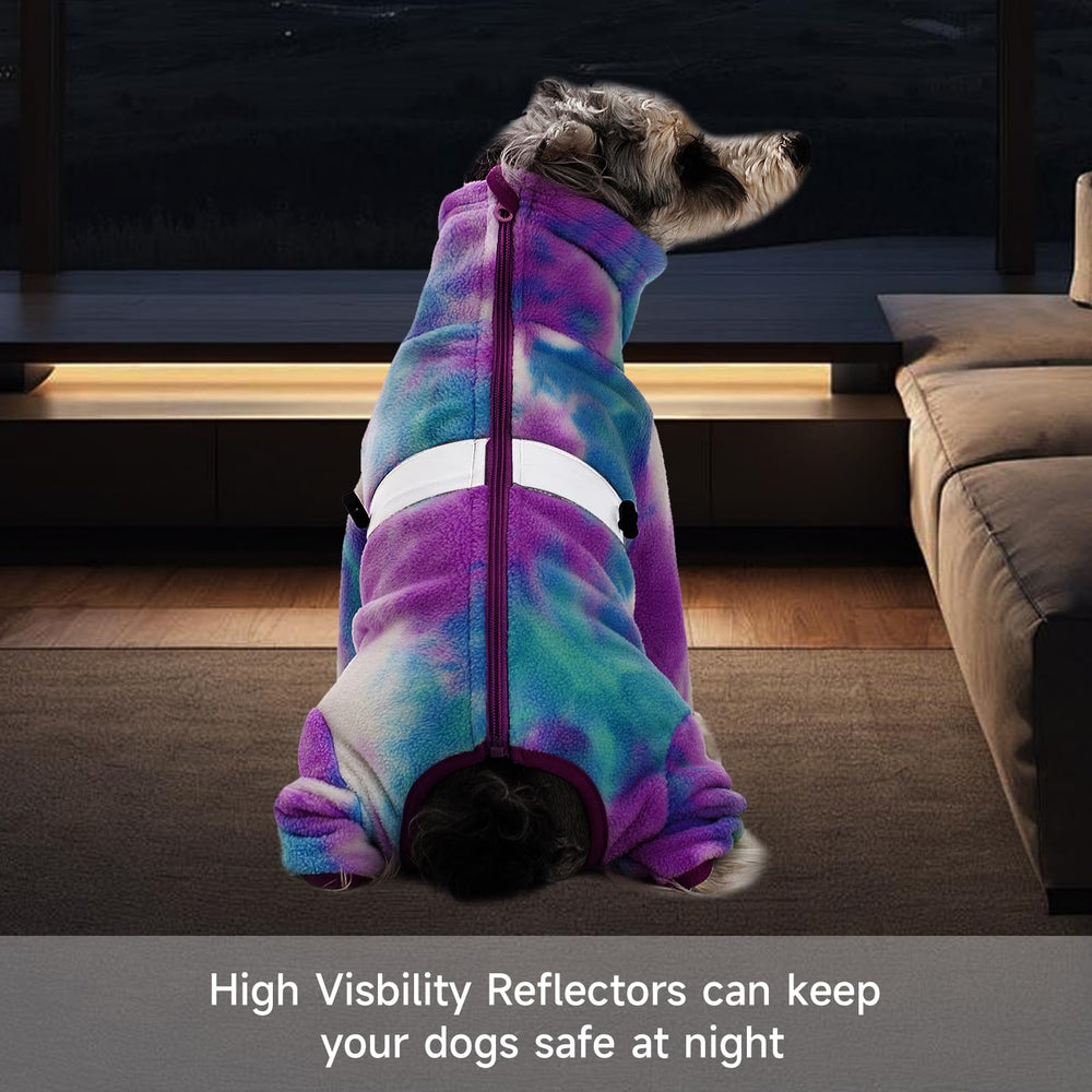 AITOLI pee-cut design helps convenient bathroom breaks for male dogs.