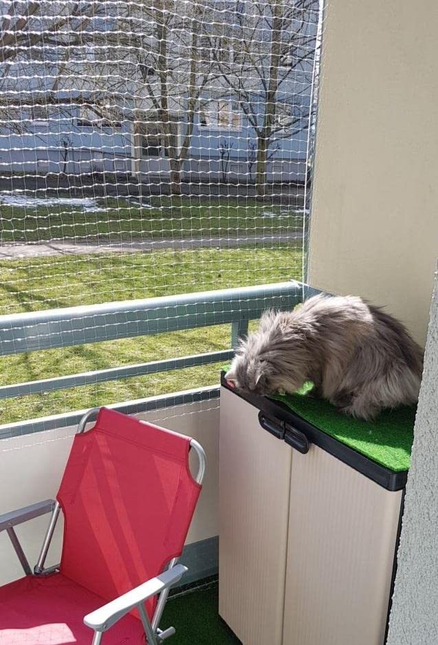 AIYGO cat balcony netting window use keeps cats safe near windows