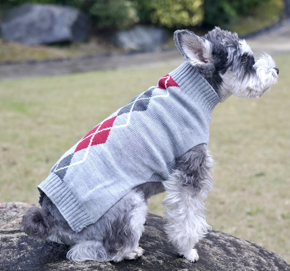Alemon Grey Argyle Knit Pet Sweater fabric close-up reveals soft, breathable acrylic texture.
