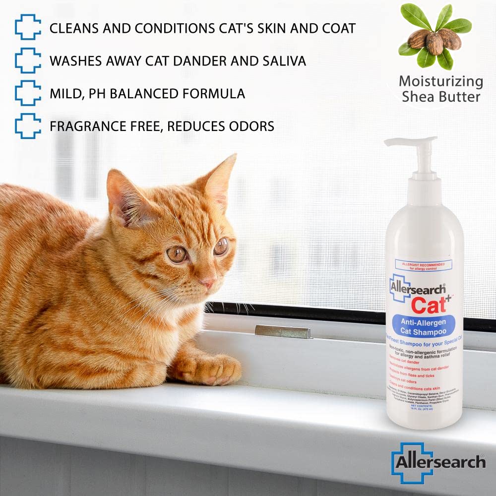 Allersearch Cat+ Anti-Allergen odor-destroyer action illustrates odor-neutralizing power during bath