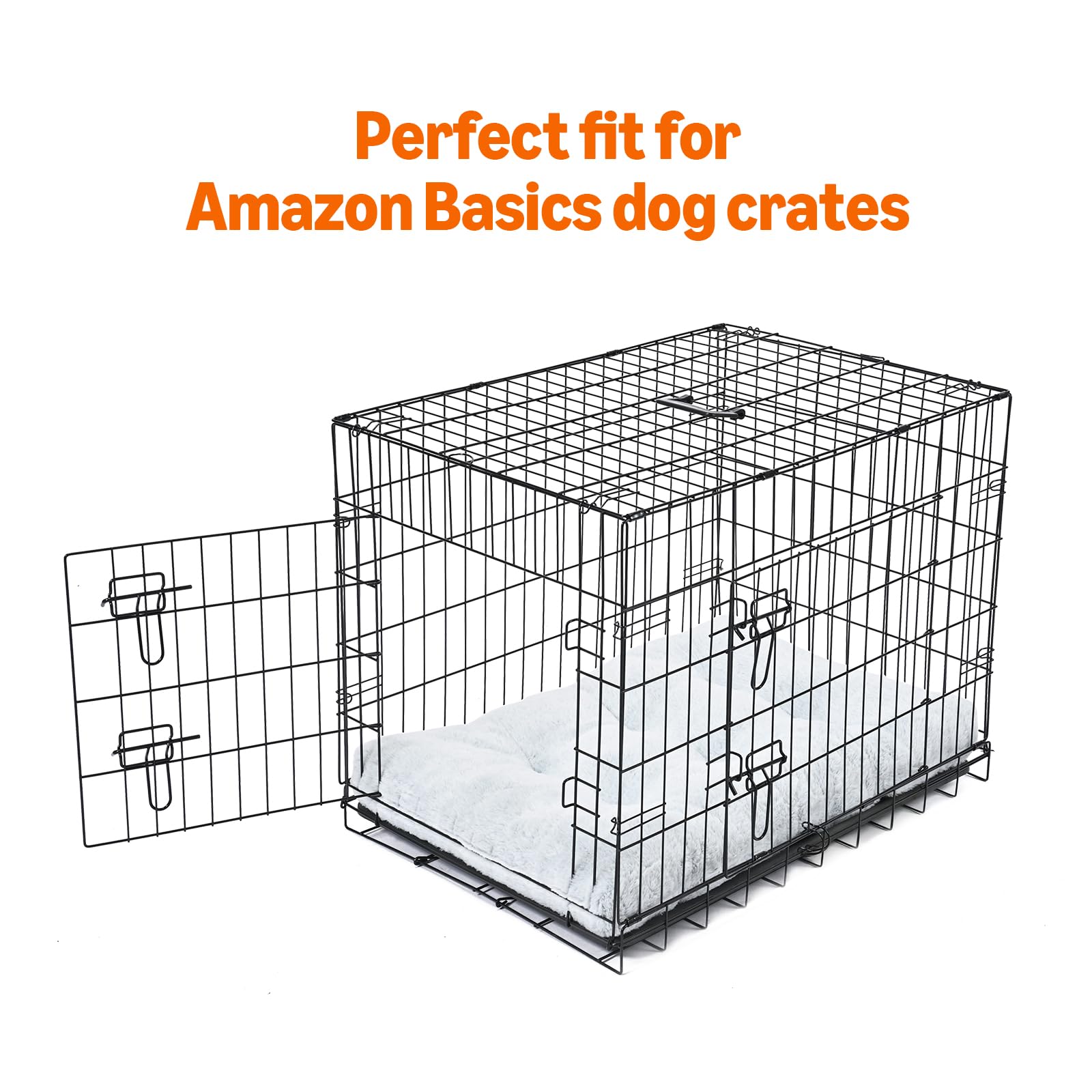 Relleno suave de Amazon Basics ofrece confort durante el descanso.