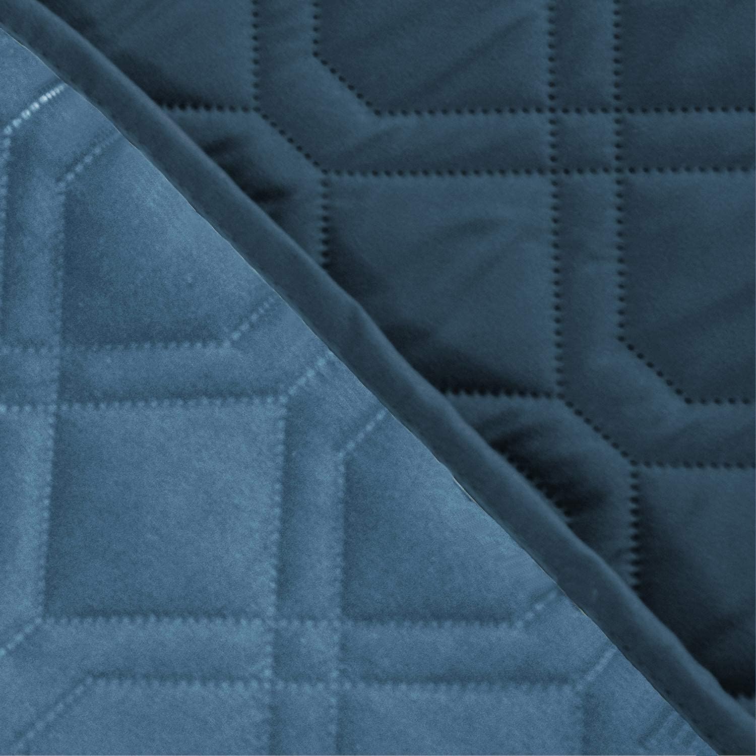 Ameritex bed cover fits most sofas and furniture sizes for easy protection.