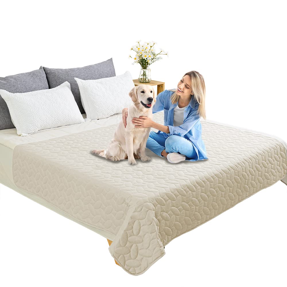 Ameritex anti-slip paw design keeps pet bed cover in place during play