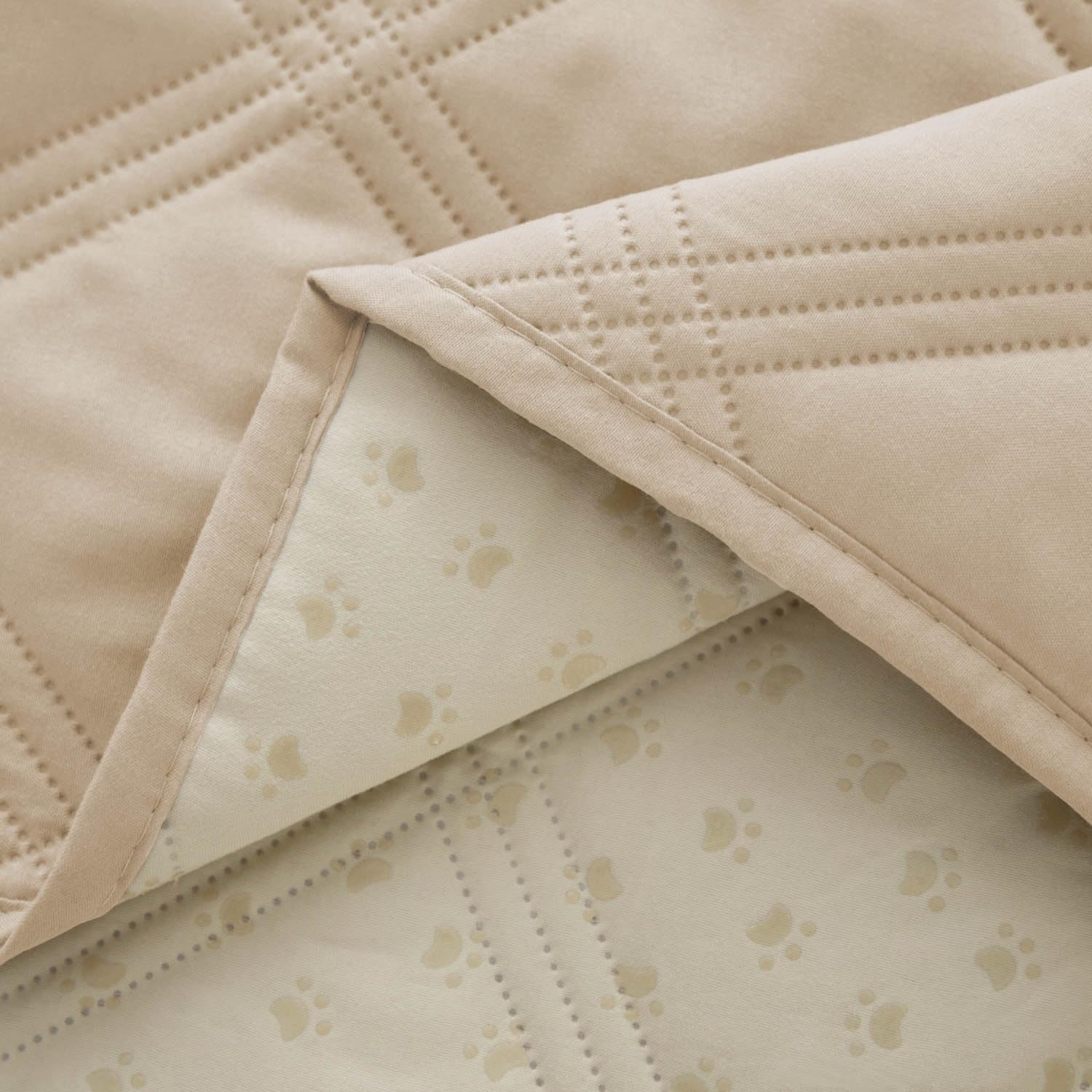 Ameritex pet blanket on bed guarding against fur and accidents.